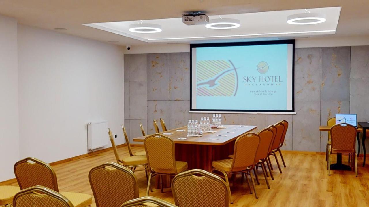 Sky Hotel คราคูฟ ภายนอก รูปภาพ