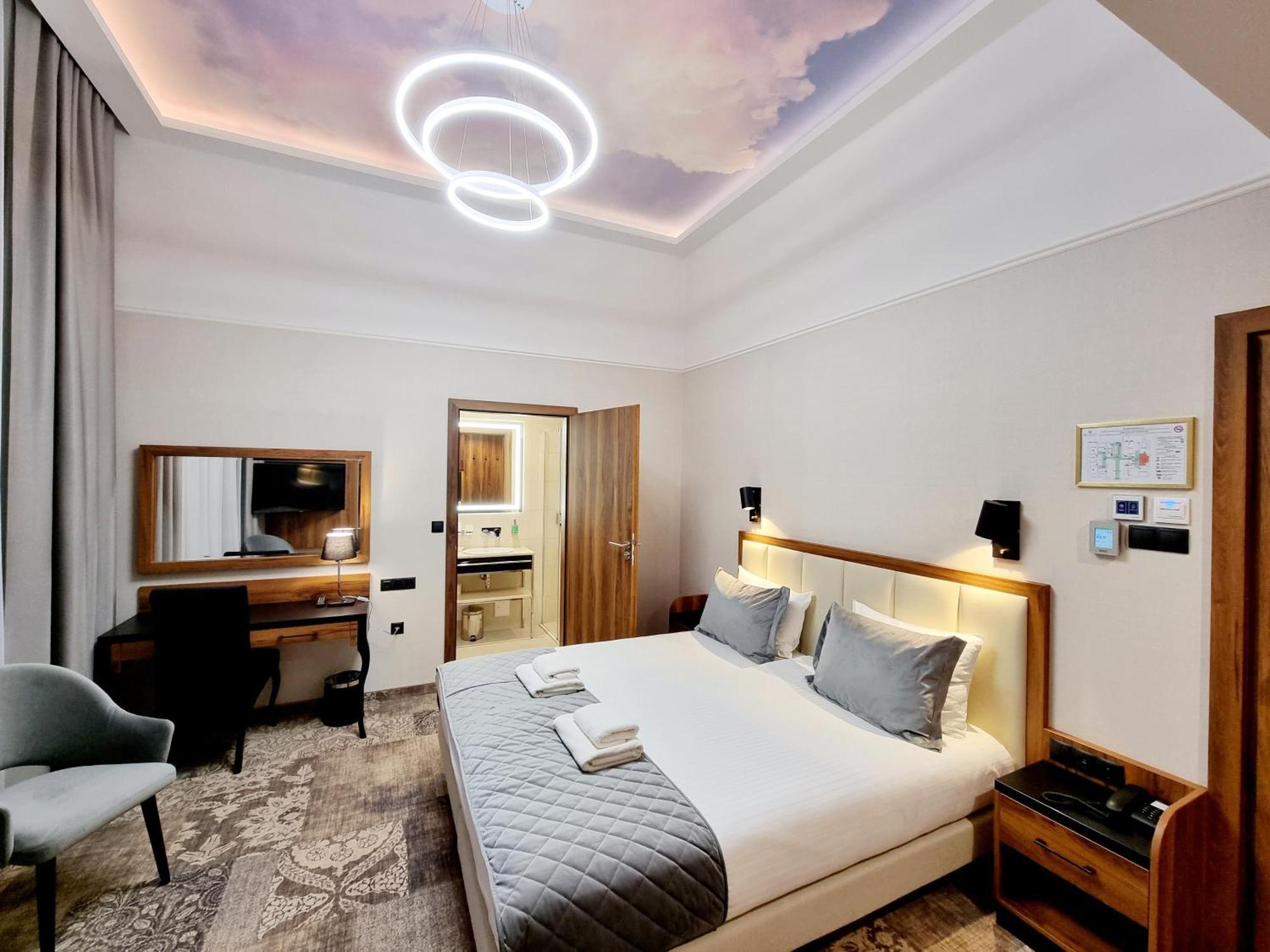 Sky Hotel คราคูฟ ภายนอก รูปภาพ